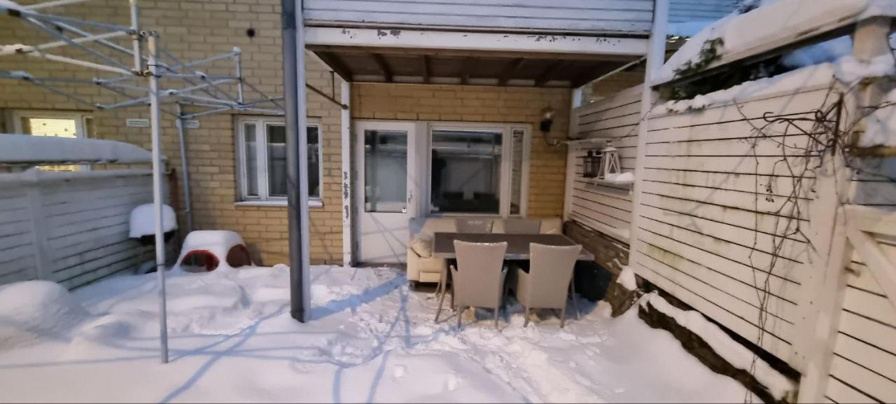 Apartment Town-house With King-bed Helsinki